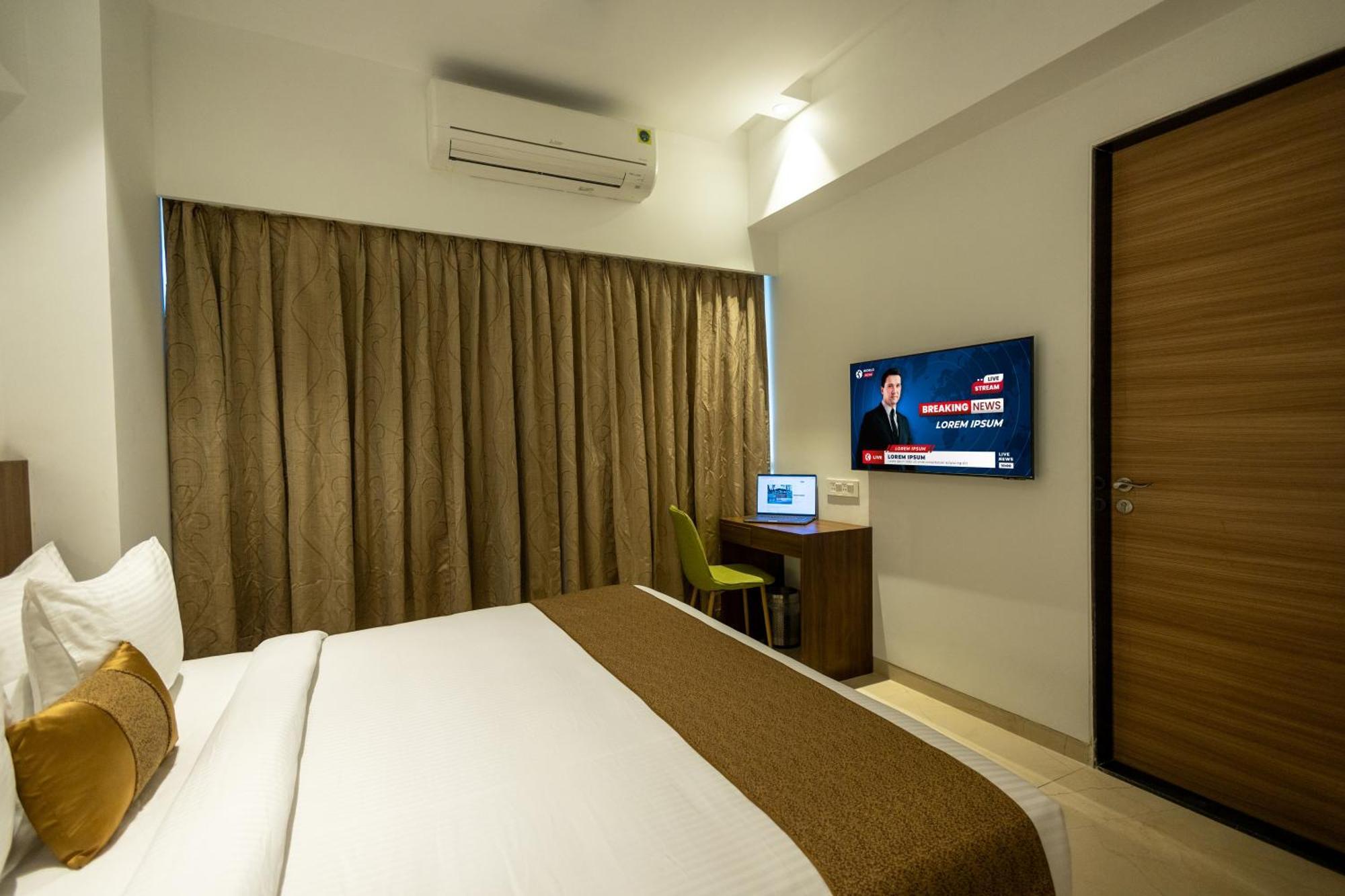 Freesia Residency By Express Inn - Navi Mumbai Buitenkant foto